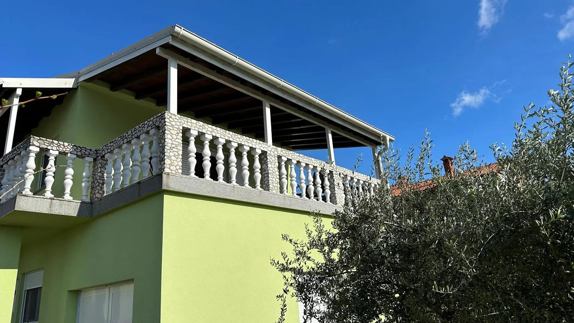 Vala Apartments Ровинь